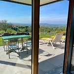 Perle De Vue * Glaine-Montaigut